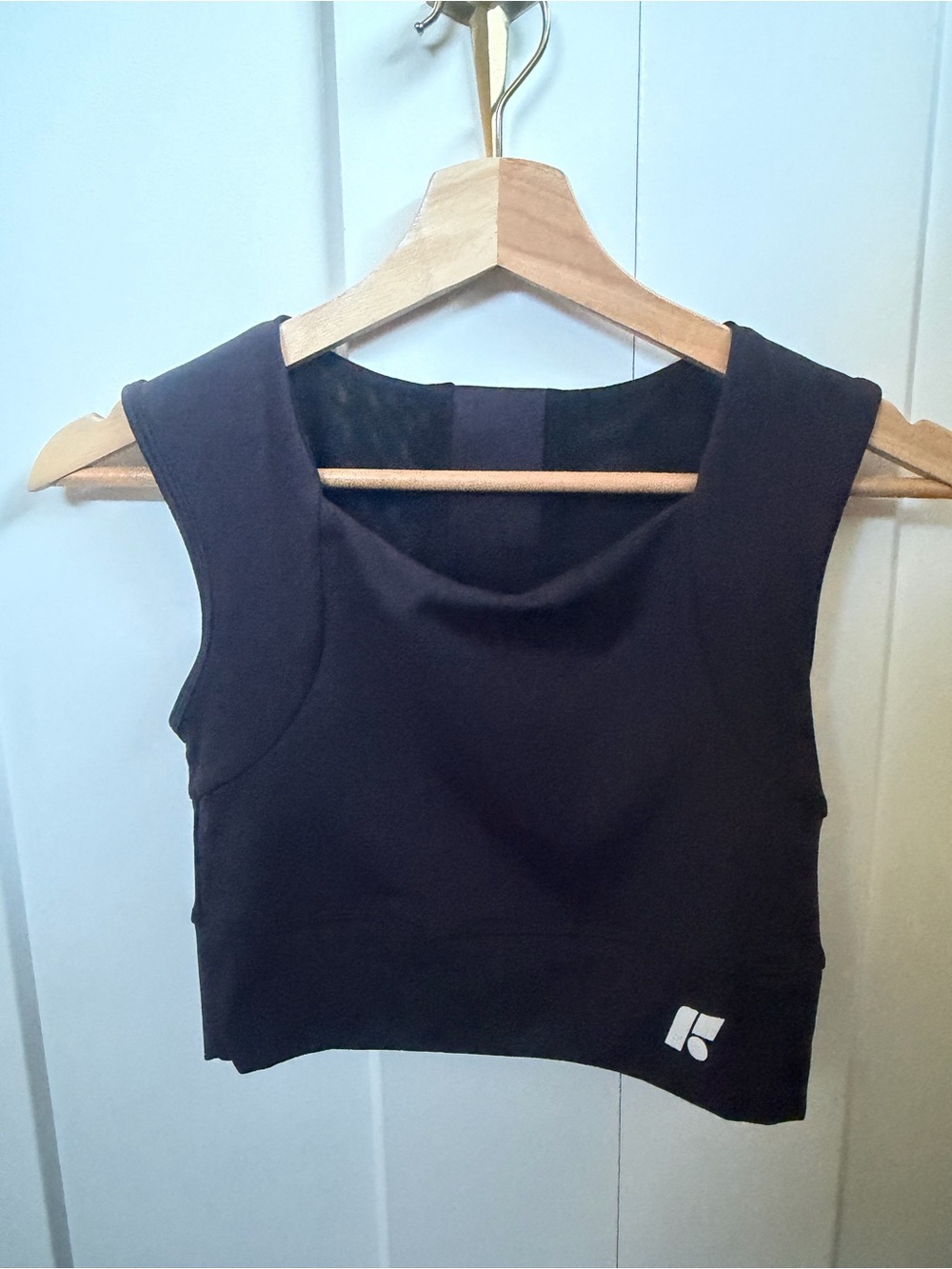 Forme Revive Bra size M- excellent condition Black posture support